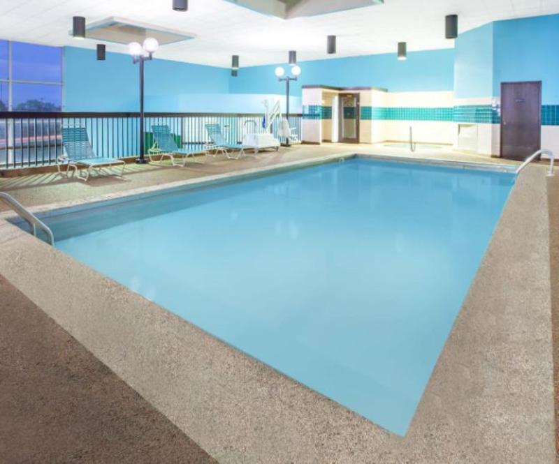 מלון ויומינג Baymont By Wyndham Grand Rapids Near Downtown מראה חיצוני תמונה
