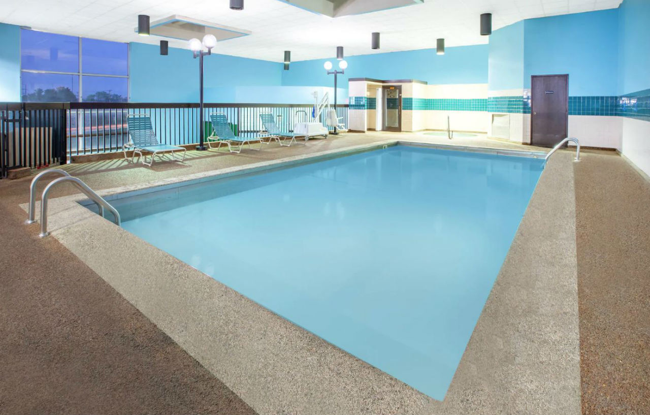 מלון ויומינג Baymont By Wyndham Grand Rapids Near Downtown מראה חיצוני תמונה